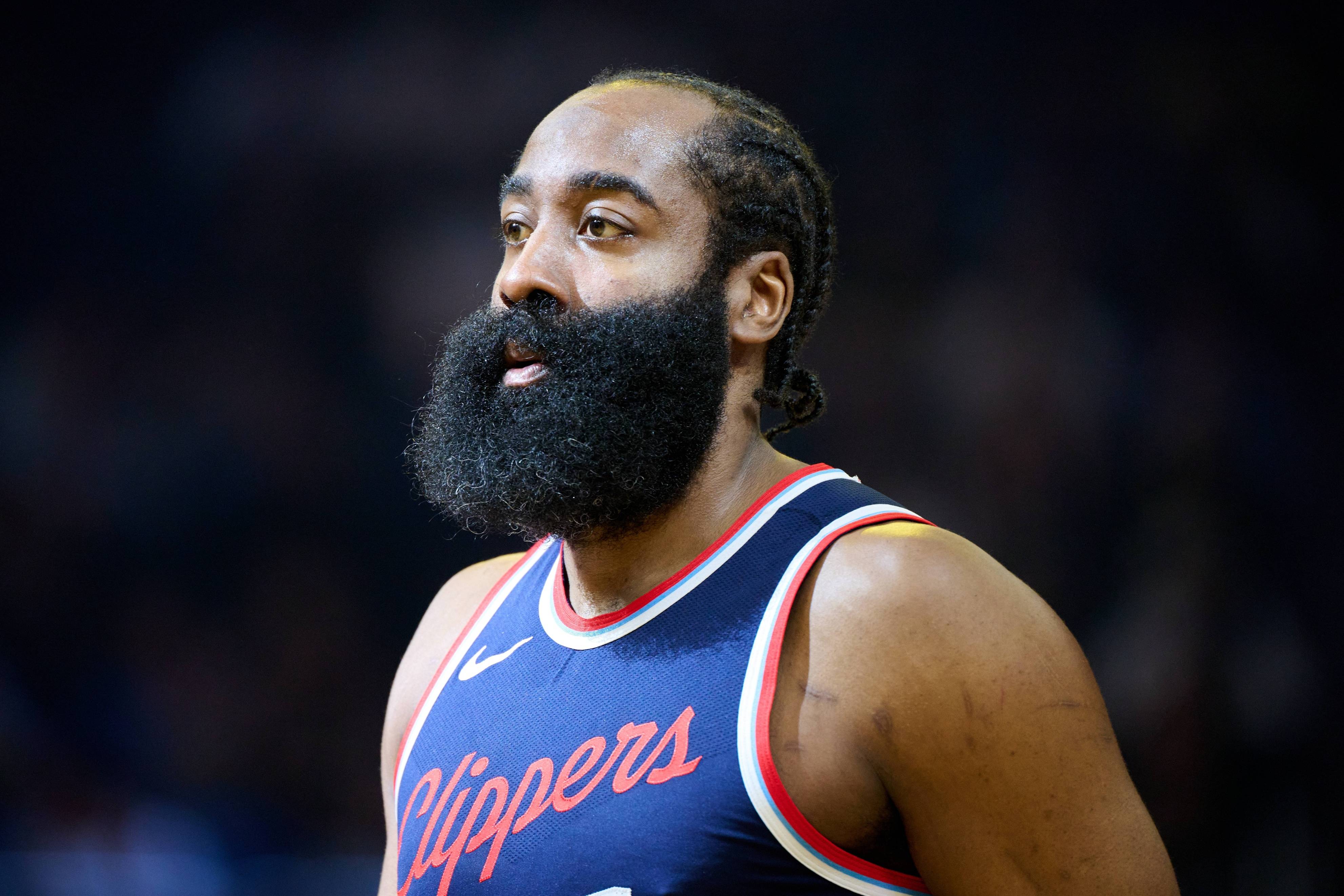 lol台服官网首页地址-出色发挥引发热议！，Ning在快船比赛中出色发挥全场沸腾不已