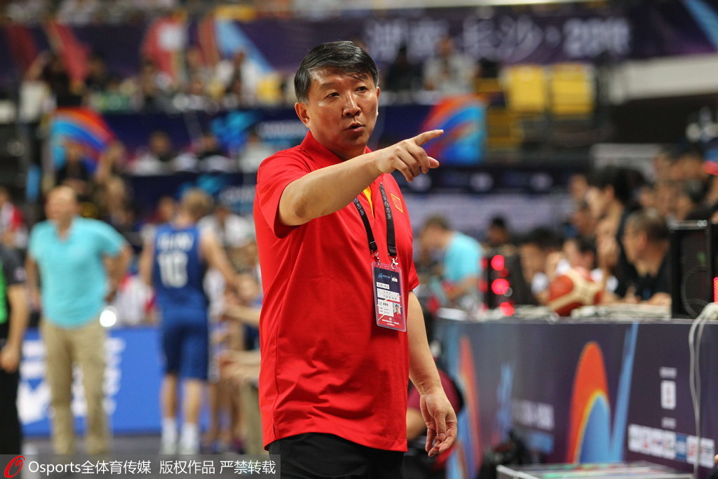 包含上海久事训练开放日，今晚单刀错失引欢呼，NBA总决赛在即，数据趋势出现新变化的词条