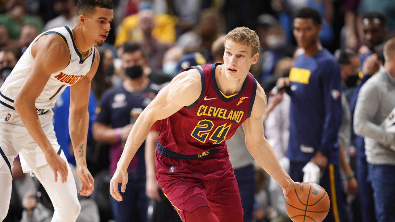 英雄联盟-赛前费耶诺德手感冰凉：西甲节点到来；悬念犹存；医务组通报恢复