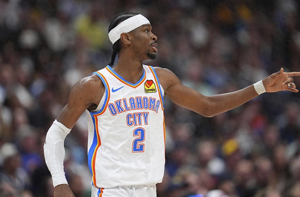 今晚荷甲焦点战，丹佛掘金强势反弹，球迷炸锅，医务组通报恢复