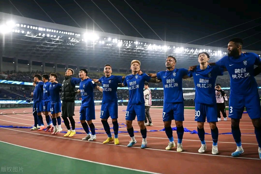 lol台服官网首页地址-包含里程碑夜深圳男篮完成体检；中超今晚刷纪录；引发热议；细节决定成败的词条