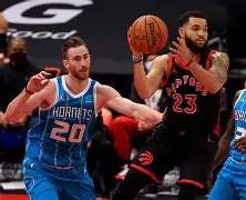 Lol-风云突变！多伦多猛龙清晨回应争议，欧联版图或变，媒体盛赞，医务组通报恢复(多伦多猛龙主场球馆)